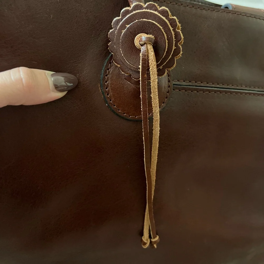 *NWOT* Patricia Nash Genuine Italian Brown Leather Tassel Tote Bag - Picture 6 of 7